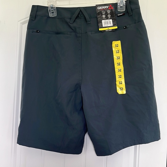 NEW! Gerry Mens Trail Shorts Size 32 - Picture 2 of 9